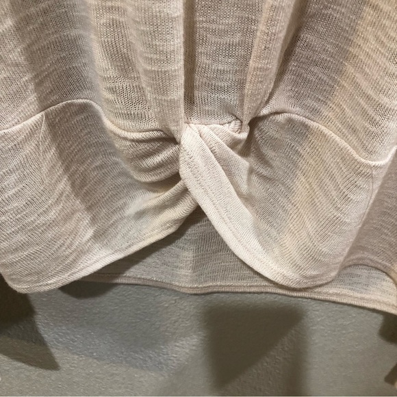 SANCTUARY ivory lightweight mock neck sweater with knotted front hem.  Size M - Picture 2 of 8